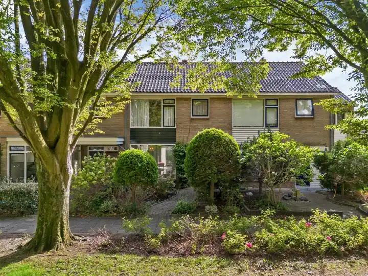 Tussenwoning te koop: Lichtenberglaan 33, De Meern-Zuid De Meern