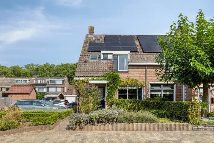 Corner house for sale: Liebeek 45, De Velden en Beken Ede