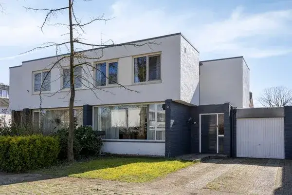 Tussenwoning te koop: Liefkenshoek 14, Riel-Dorp Riel