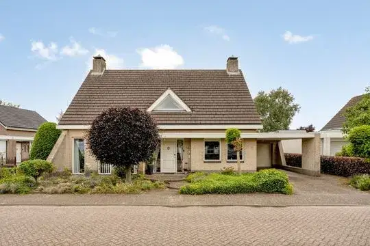 Vrijstaande woning te koop: Liesbosdreef 12, Prinsenbeek Prinsenbeek