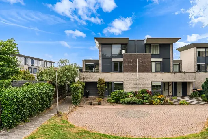 Semi-detached for sale: Lievensstraat 11, Kortland-Zuid Krimpen Aan Den Ijssel