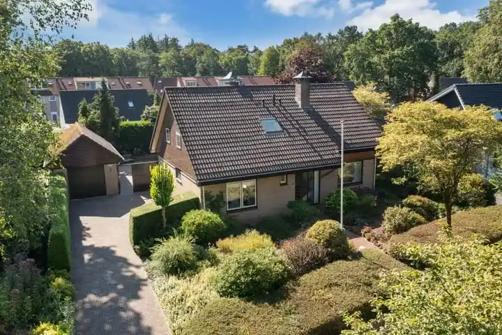Vrijstaande woning te koop: Ligusterweg 13, Ermelo - Oost Ermelo