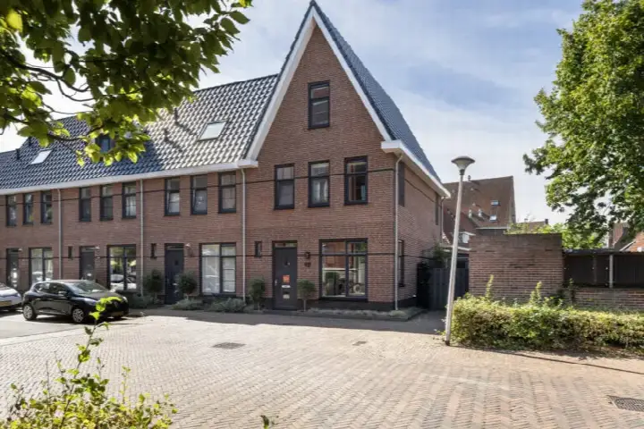 Hoekwoning te koop: Lijnbaan 93F, Kamperpoort Zwolle