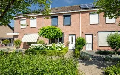 Tussenwoning te koop: Lijster 19, Vogelbuurt Genemuiden