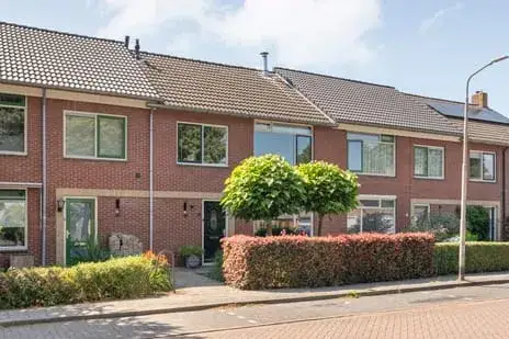Terraced house for sale: Lijsterstraat 41, Dedemsvaart-Zuidwest Dedemsvaart