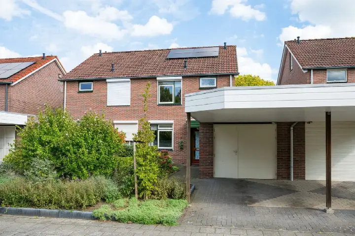 Tussenwoning te koop: Lijsterstraat 5, Winterswijk-Zuidwest Winterswijk