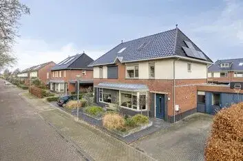 Twee-onder-één-kap te koop: Linde 34, Buitengebied ten zuiden van Leek Leek