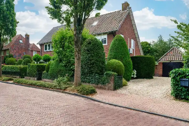 Semi-detached for sale: Lingenskamp 4, Laren-Centrum Laren