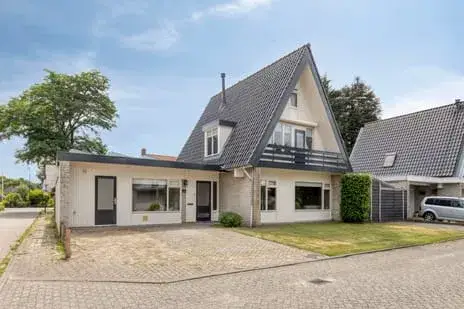 Vrijstaande woning te koop: Linnenstraat 32, Zeeland Zeeland