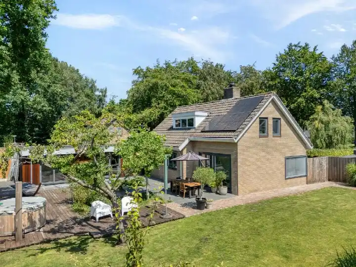 Detached house for sale: Linthorst Homanstraat 7, Wilhelminaoord Wilhelminaoord