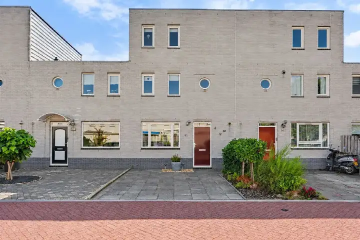 Tussenwoning te koop: Linzenakker 13, De Akkers Schiedam