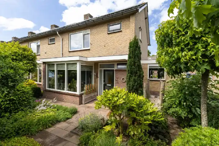 Hoekwoning te koop: Lion Cachetstraat 64, Ermelo - Zuid Ermelo
