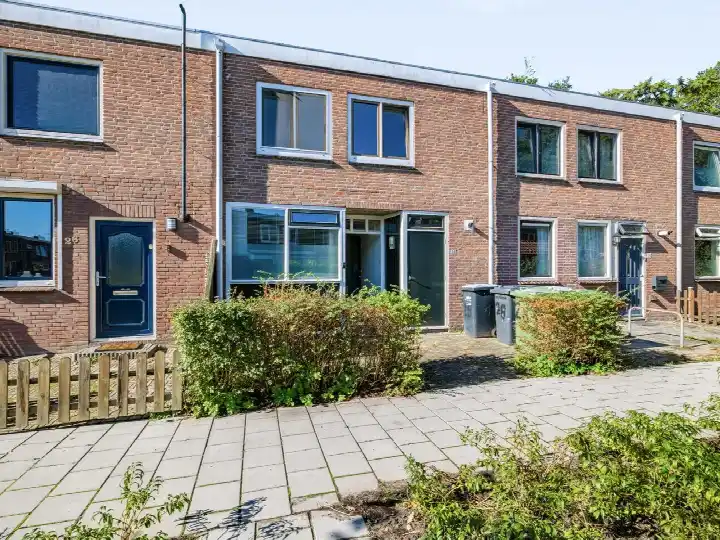 Tussenwoning te koop: Lippingeslag 28, Angelslo Emmen