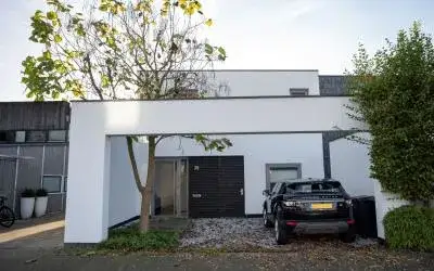 Corner house for sale: Lisdoddelaan 36, Rieteilanden-West Amsterdam