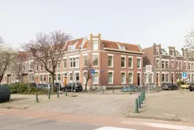 Hoekwoning te koop: Lisplein 17, Liskwartier Rotterdam