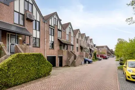 Tussenwoning te koop: Lissenvaart 20, Seghwaert-Zuid-West Zoetermeer