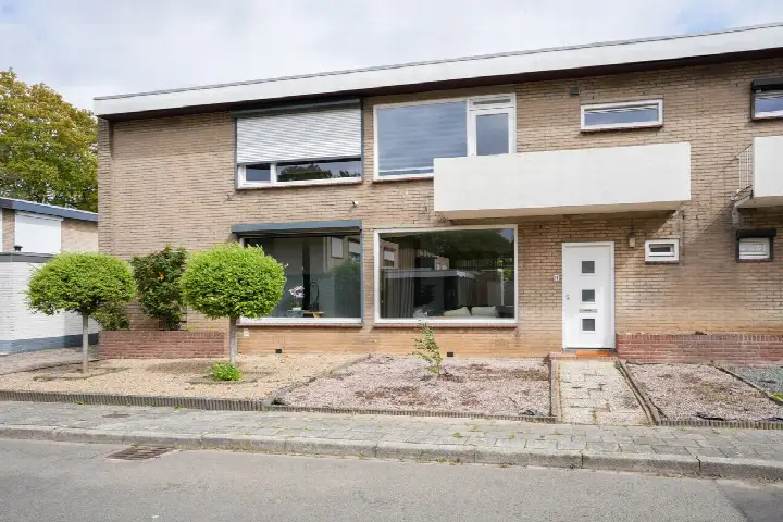 Tussenwoning te koop: Lisztstraat 14, Geleen-Zuid Geleen