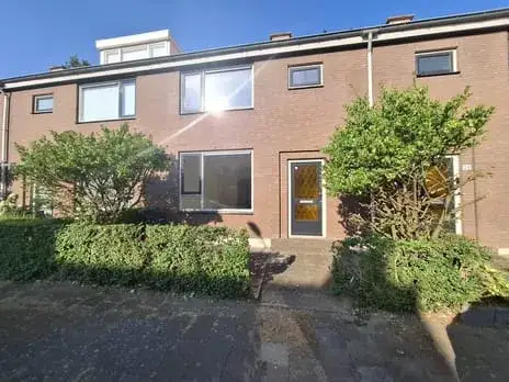 Terraced house for sale: Lodewijkstraat 31, Pr. Bernhardstraat en omgeving Dordrecht