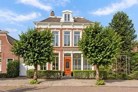 Detached house for sale: Loeffstraat 111, Baardwijk Waalwijk