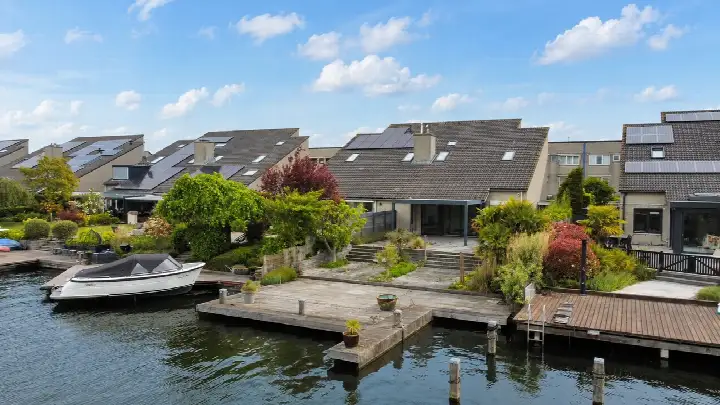 Semi-detached for sale: Loefzijde 13, Noorderplassen Oost Almere
