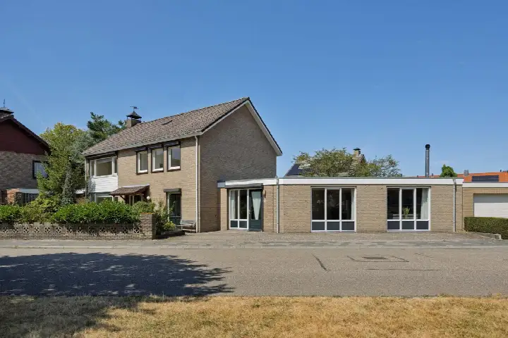 Appartement te koop: Loekemanstraat 6, Aawijk noord 'S-Hertogenbosch