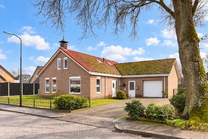 Detached house for sale: Loenerdrift 134, Loenen Loenen