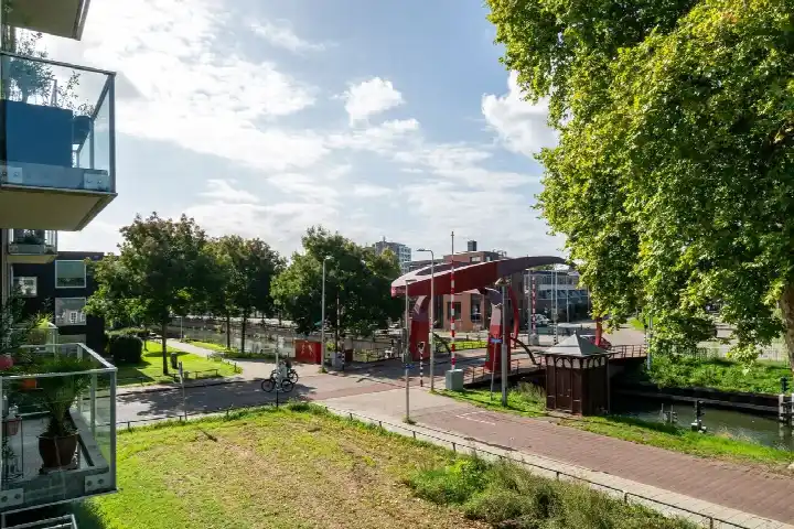 Appartement te koop: Loevenhoutsedijk 371, Zamenhofdreef en omgeving Utrecht