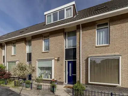Terraced house for sale: Lokhorst 32, Zuidwijk Rotterdam