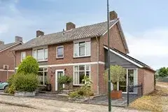 Twee-onder-één-kap te koop: Looierijstraat 11, Budel Budel