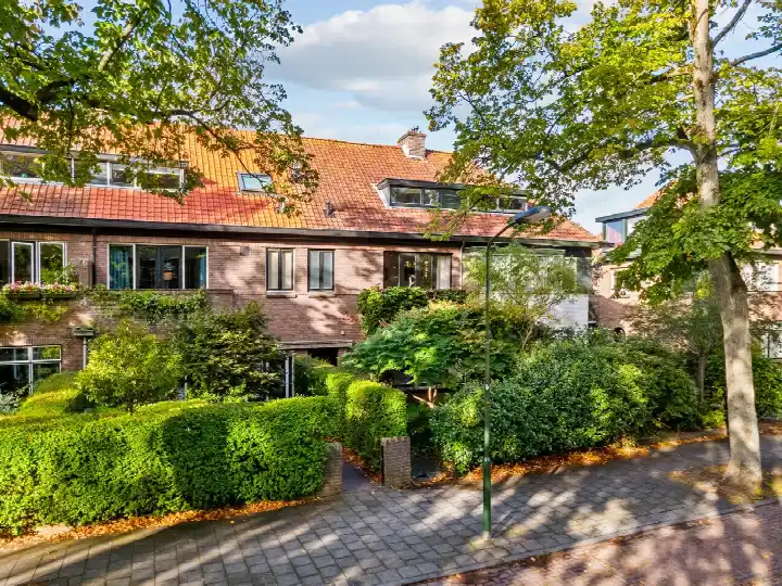 Tussenwoning te koop: Loolaan 102, Voorburg Oud noord Voorburg