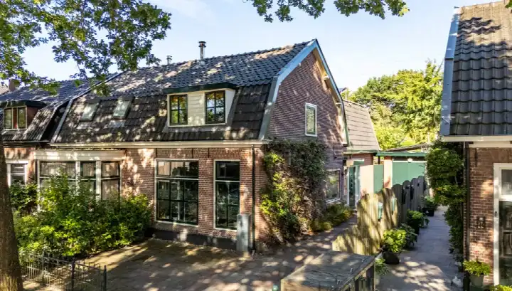 Twee-onder-één-kap te koop: Loolaan 39, Driebergen-Noordwest Driebergen-Rijsenburg