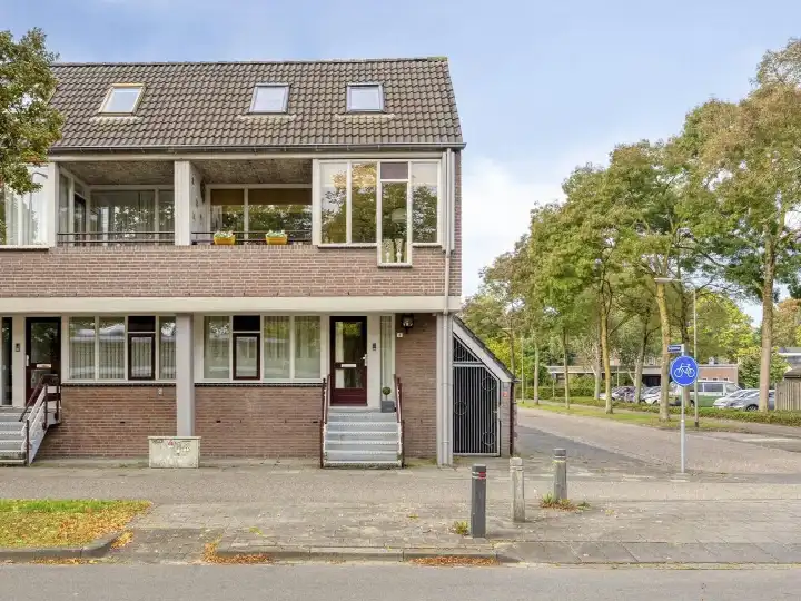 Apartment for sale: Looveltlaan 8, Loovelt Oss