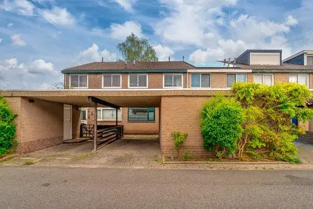 Tussenwoning te koop: Looyenland 69, Westervoort-Broeklanden Westervoort