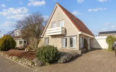 Twee-onder-één-kap te koop: Loswal 12, Haulerwijk-Noord-West Haulerwijk