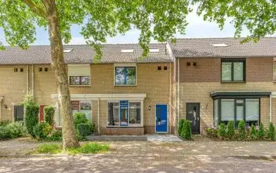 Terraced house for sale: Lottistraat 17, Bennekel-Oost Eindhoven