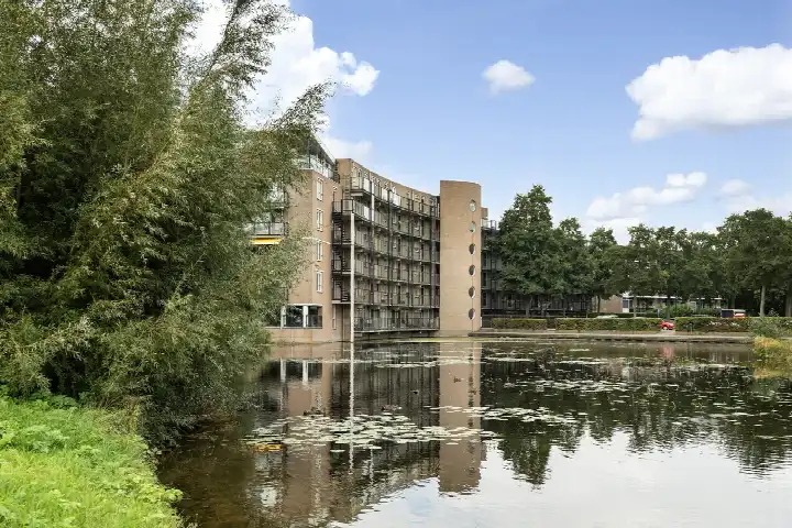 Appartement te koop: Louis Armstronglaan 43, Boshuizen Leiden