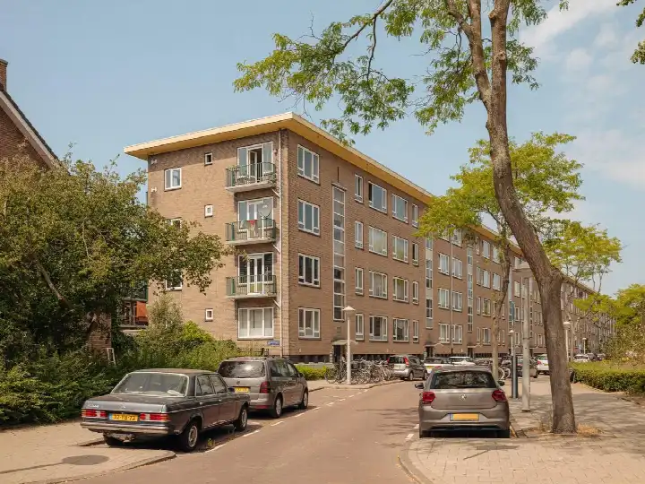 Apartment for sale: Lucellestraat 3H, Bosleeuw Amsterdam