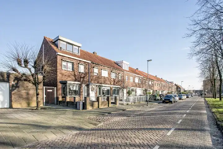 Hoekwoning te koop: Lunetstraat 96, Tuinzigt Breda