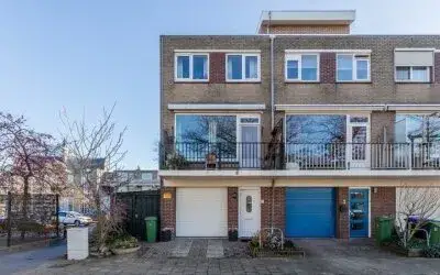 Hoekwoning te koop: Lunette 21, Binnenstad-Grave Grave