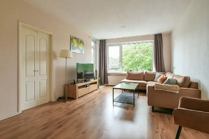 Apartment for sale: Lutkemeerstraat 70, Hoofddorp Centrum Noord Hoofddorp