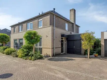 Semi-detached for sale: Luxemburgsezoom 11, Parkzoom Nieuwerkerk A/D Ijssel