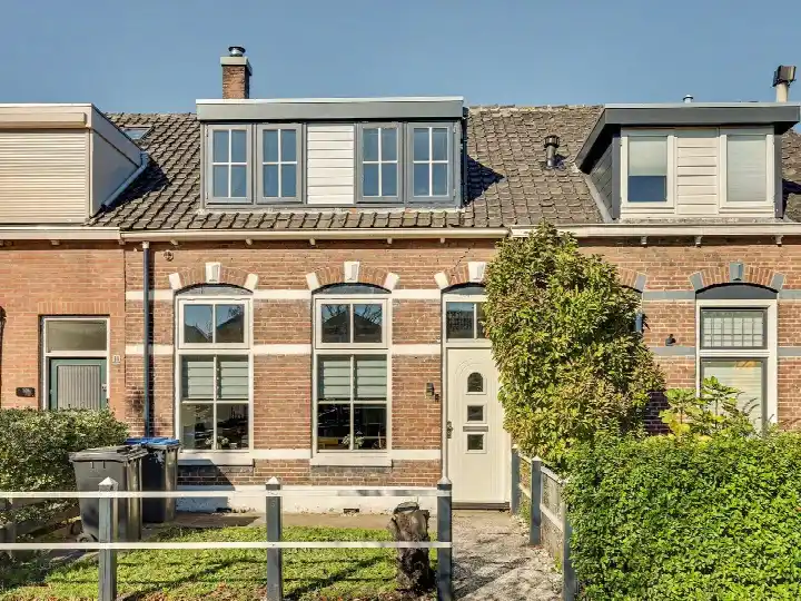 Tussenwoning te koop: M.A.de Ruijterlaan 20, Goes-West Goes