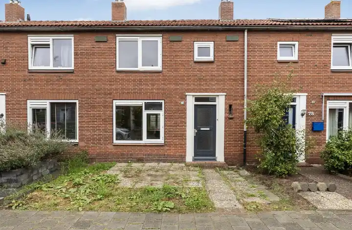Tussenwoning te koop: M.A. de Ruyterlaan 76, Zeeheldenbuurt Winschoten