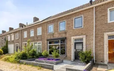 Tussenwoning te koop: M.D.de Grootstraat 109, Goes-Oost Goes
