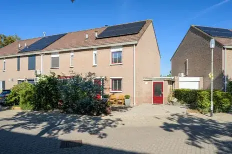 Tussenwoning te koop: Ma Ueberfeldtstraat 7, Kesteren Breda