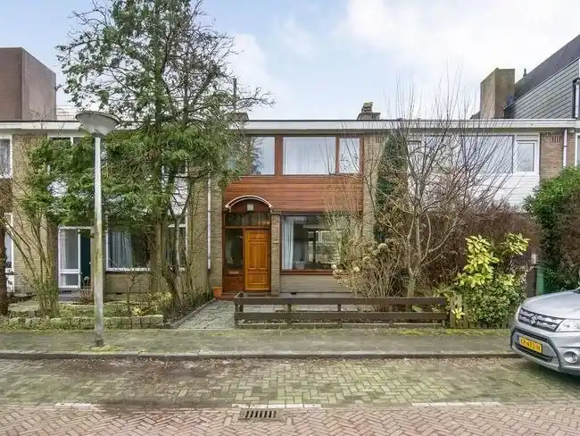 Terraced house for rent: Maarten Lutherweg 198, Augustinuspark Amstelveen