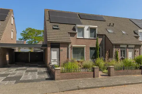 Corner house for sale: Maas 35, Draaiboom Kaatsheuvel