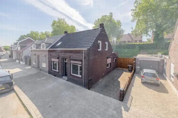 Twee-onder-één-kap te koop: Maasstraat 21, Kloosterdorp Steyl