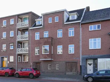 Tussenwoning te koop: Maastrichterlaan 152, Vaals Vaals