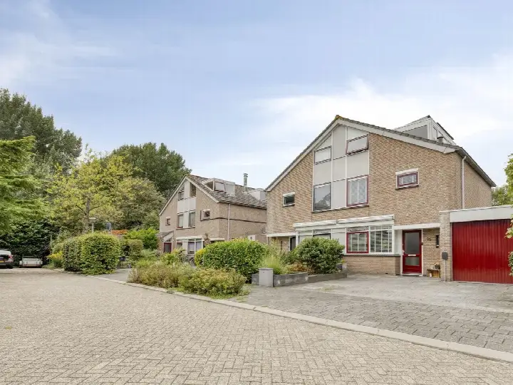 Terraced house for sale: Madernastraat 95, Muziekwijk Z.-Oost Almere